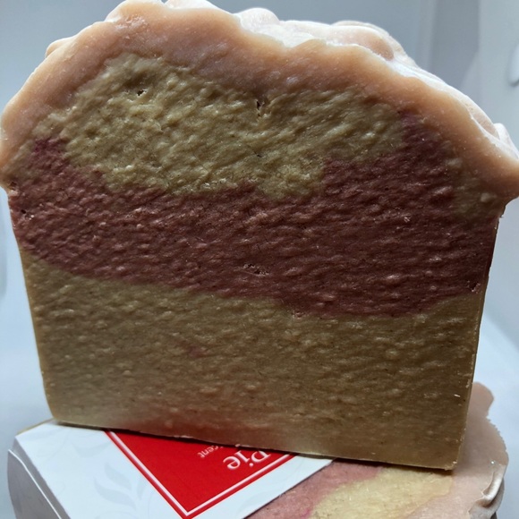 🧼Apple Pie Artisan Natural Soap 5.0 Oz red apple - Picture 14 of 14